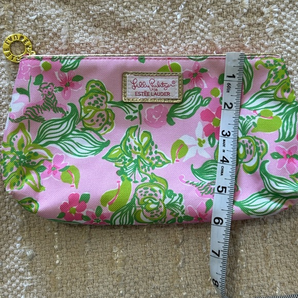 LILLY PULITZER X ESTEE LAUDER | Floral Makeup Bag - Picture 9 of 10